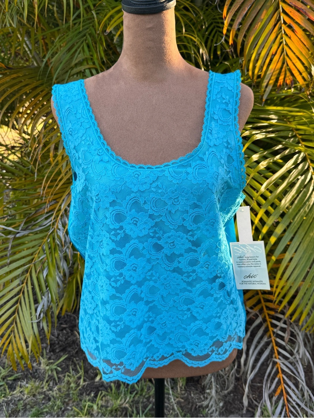 Vtg NWT 1980s blue lace tank top medium